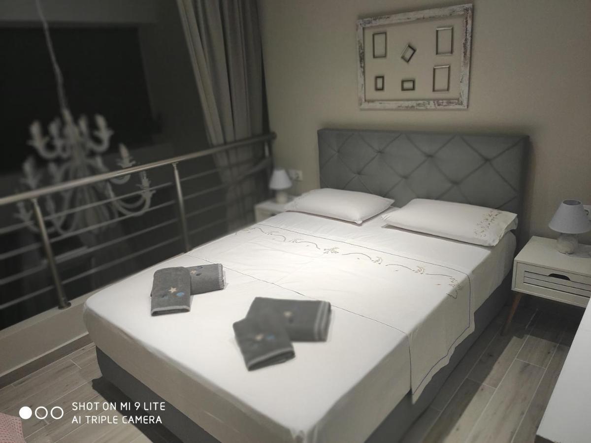 Kamares Suites Nea Kallikrateia Eksteriør billede